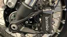 BMW R12 (24MY)